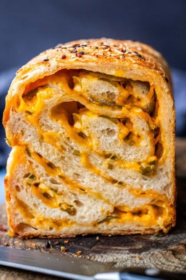 Jalapeño Cheddar Cheese Bread
